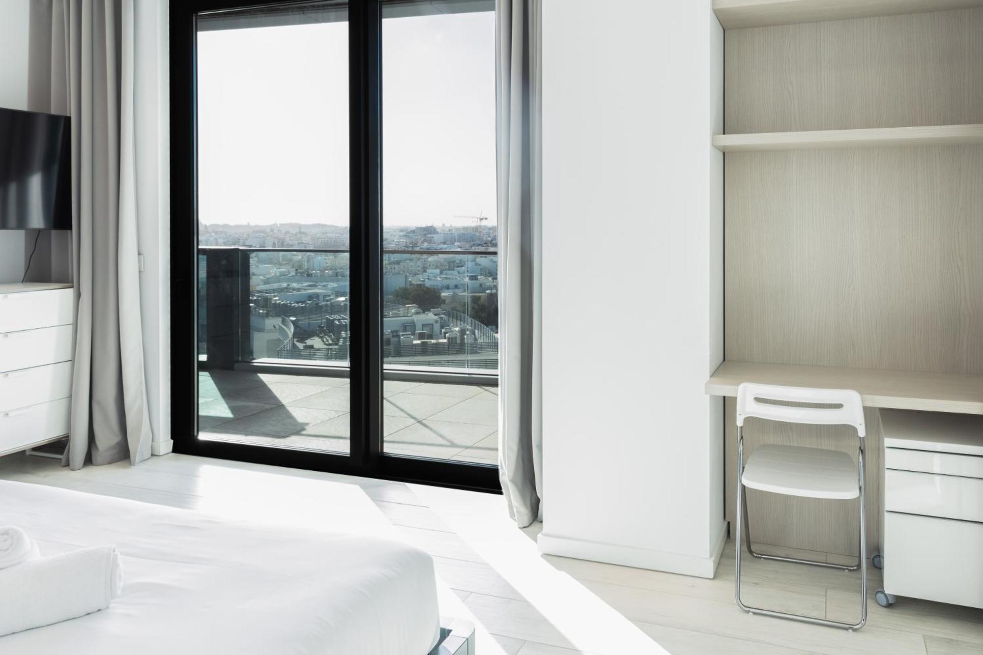 Modern Apartment In The Center Of St Julians By Arcobnb San Giuliano Esterno foto